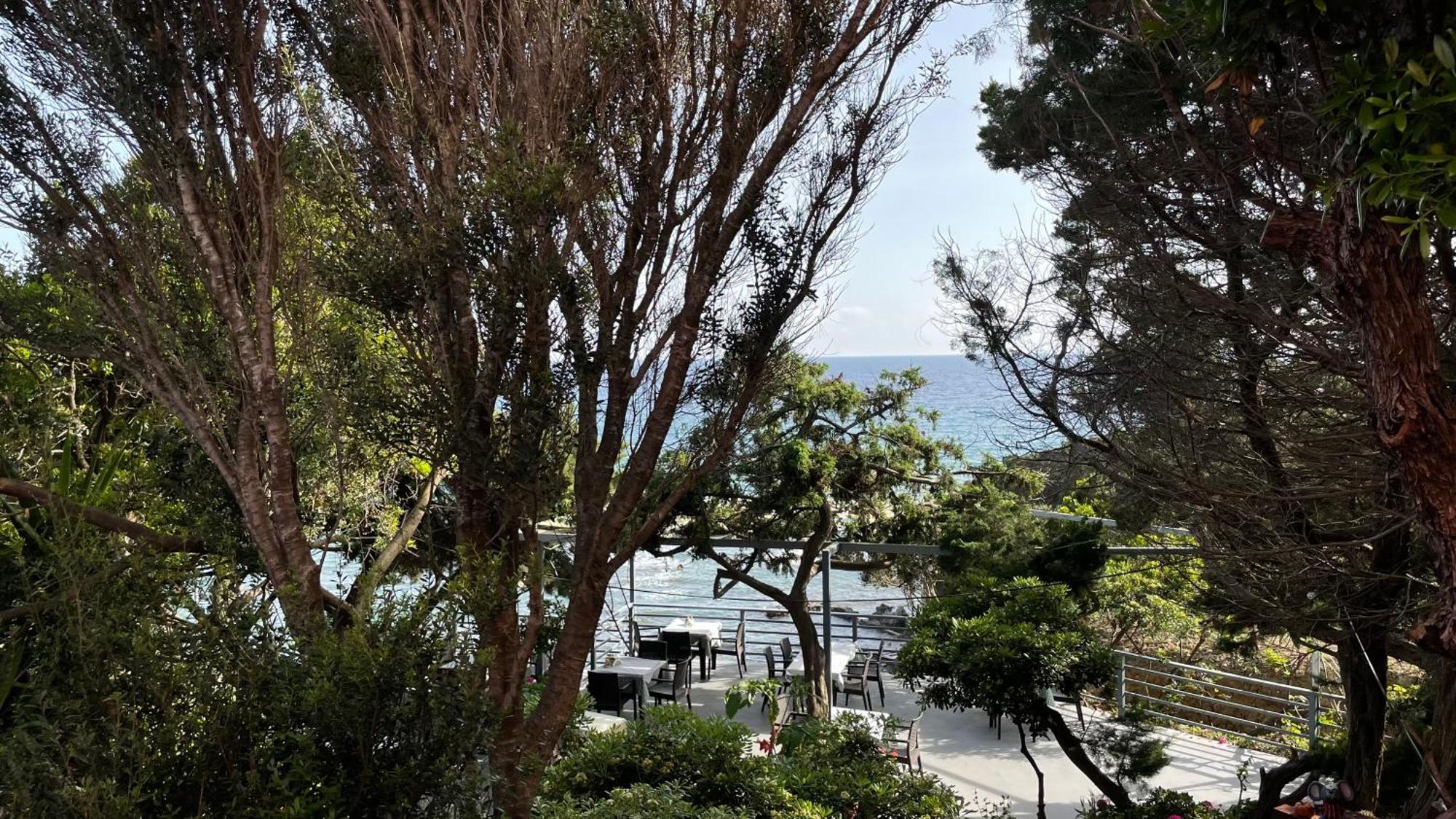Alonaki Bay Apartment Halikounas Exterior photo